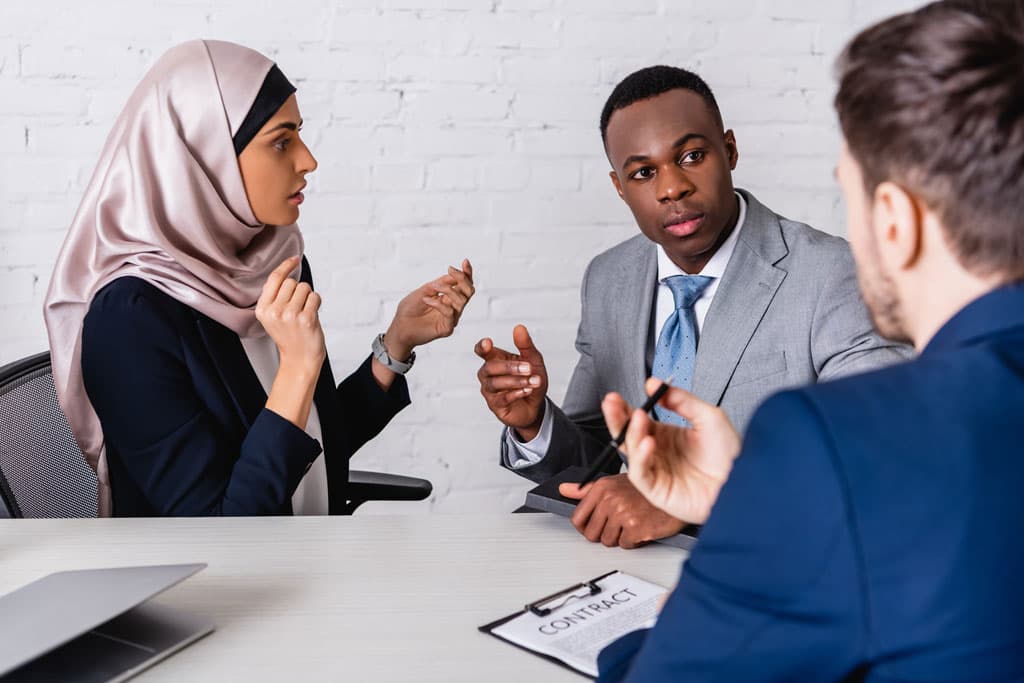 Contratar intérprete de urgencia en Galicia