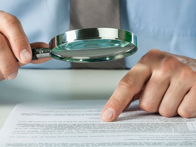 Revisión y corrección de textos en diferentes idiomas